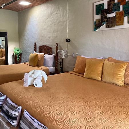 Casa De La Abuela Bed and Breakfast Ajijic Εξωτερικό φωτογραφία